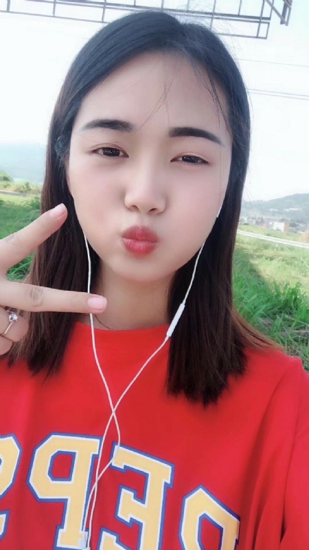 深拥必定温暖的第一张照片--兰州相亲服务中心