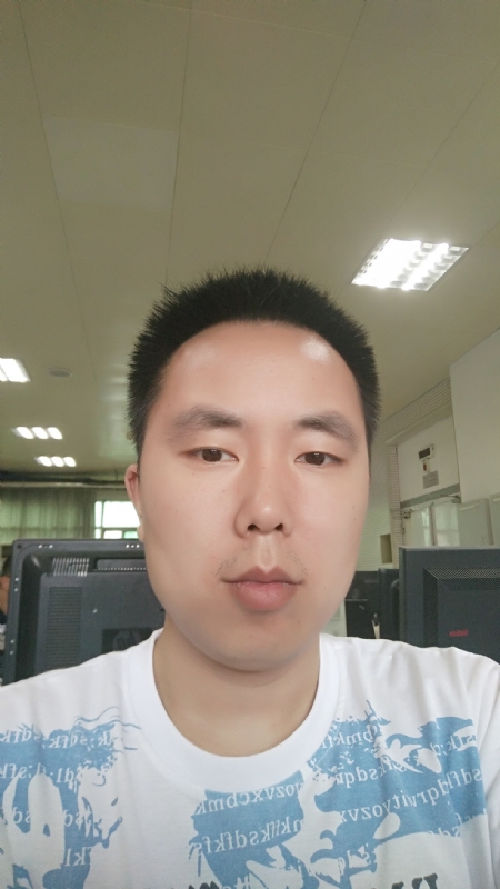 浔城老男孩的第一张照片--兰州相亲服务中心