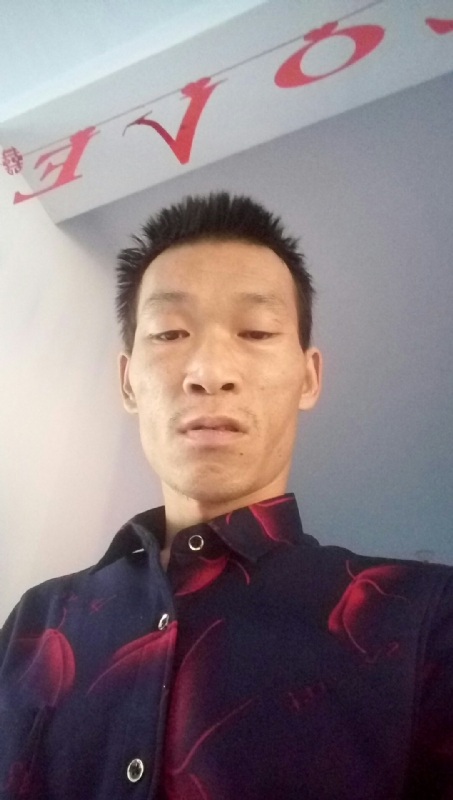 向阳的第一张照片--兰州相亲服务中心