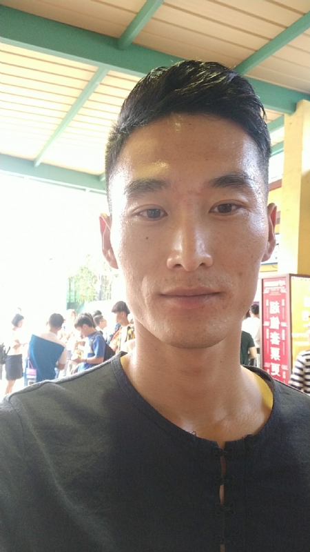 难得糊涂的第一张照片--兰州相亲服务中心