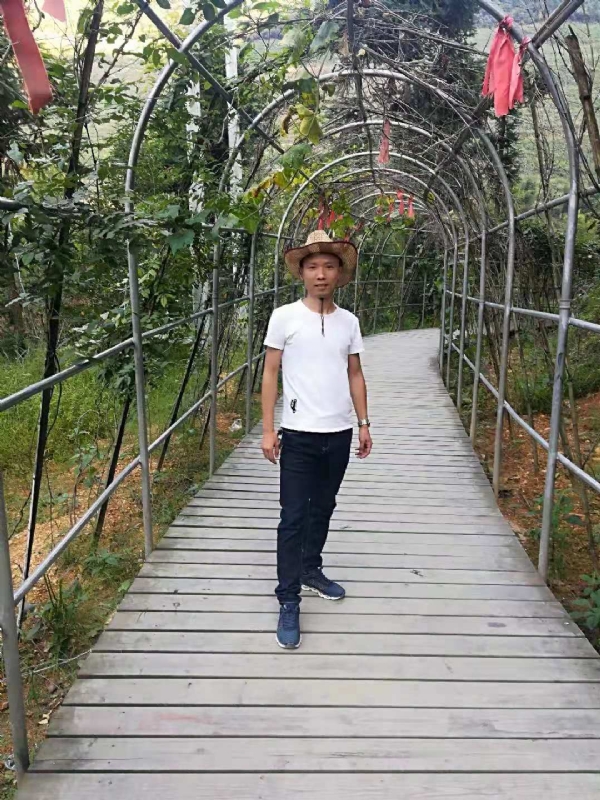 蓝天的第一张照片--兰州相亲服务中心