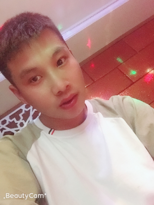 阿锋的第一张照片--兰州相亲服务中心