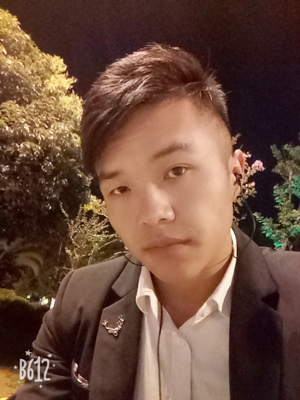 只求一陪伴的第一张照片--兰州相亲服务中心