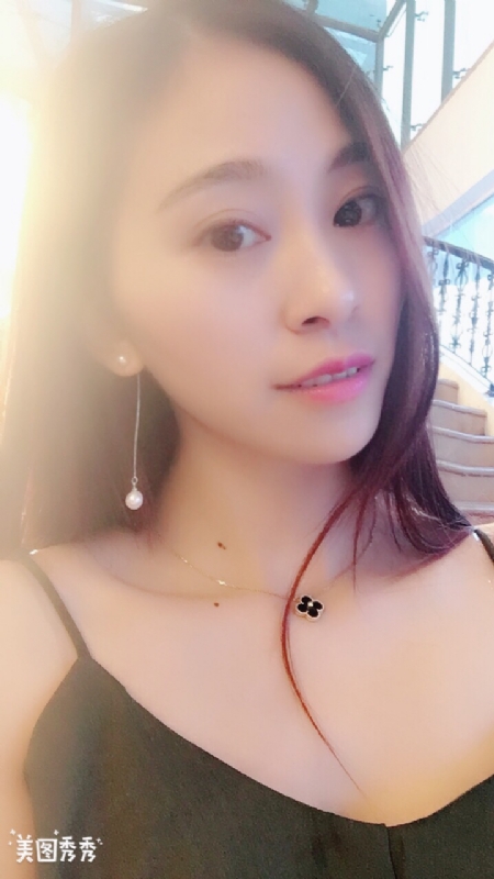 隨風的云的第一张照片--兰州相亲服务中心