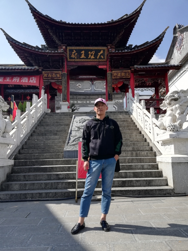 旧事离人的第一张照片--兰州相亲服务中心