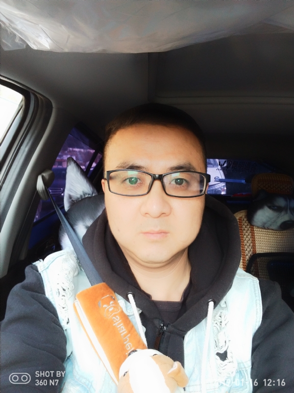 香烟最懂男人心的第一张照片--兰州相亲服务中心