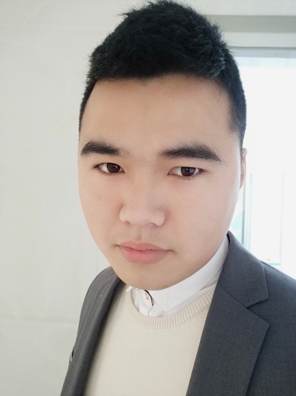 啊辉的第一张照片--兰州相亲服务中心