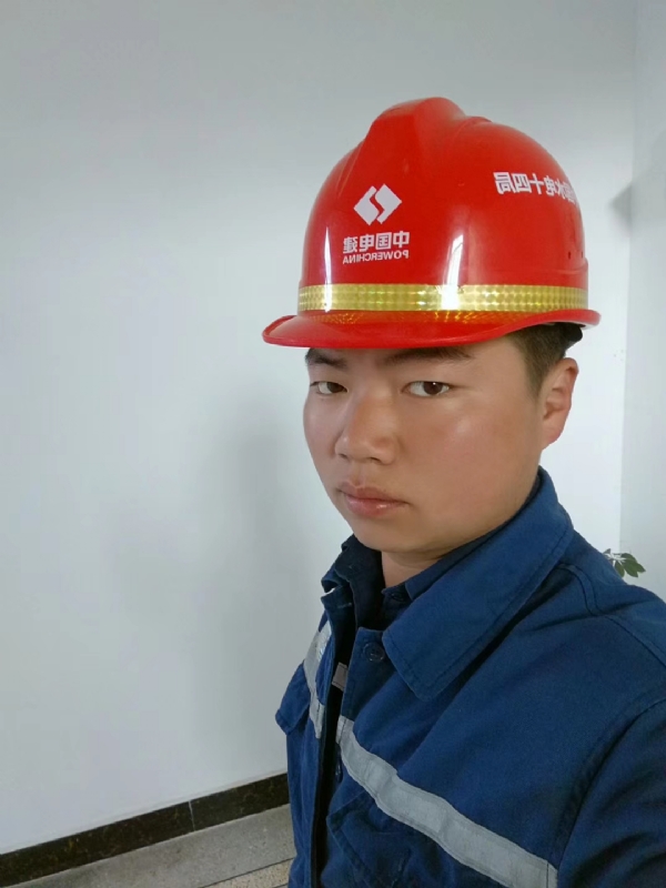 小公牛的第一张照片--兰州相亲服务中心