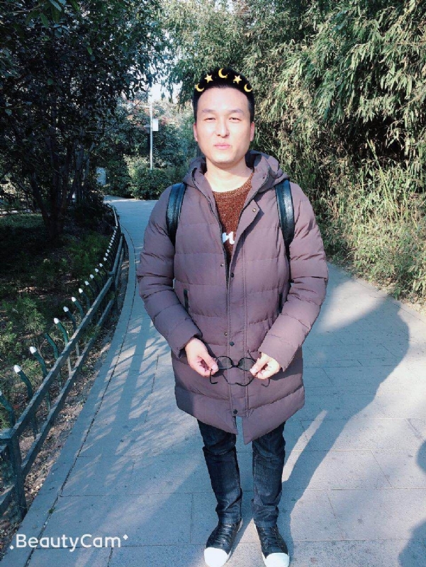 马儿的第一张照片--兰州相亲服务中心