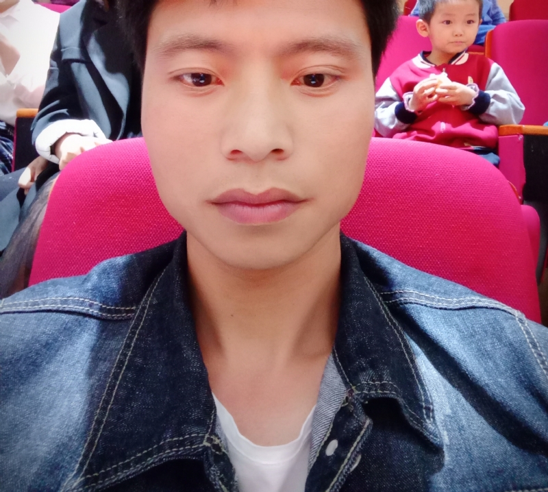 奋斗青年的第一张照片--兰州相亲服务中心