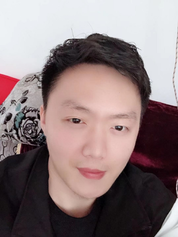 执迷的鲸鱼的第一张照片--兰州相亲服务中心