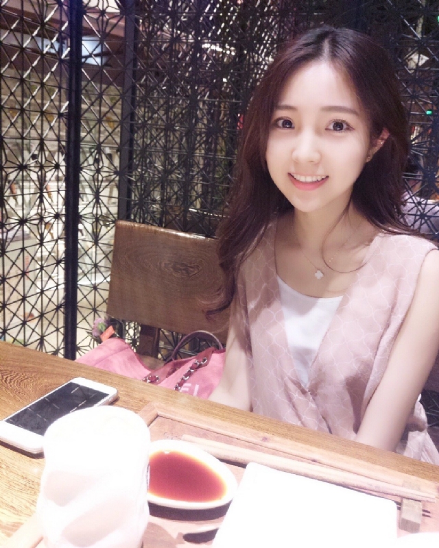 冰艳残阳的第二张照片--兰州相亲服务中心