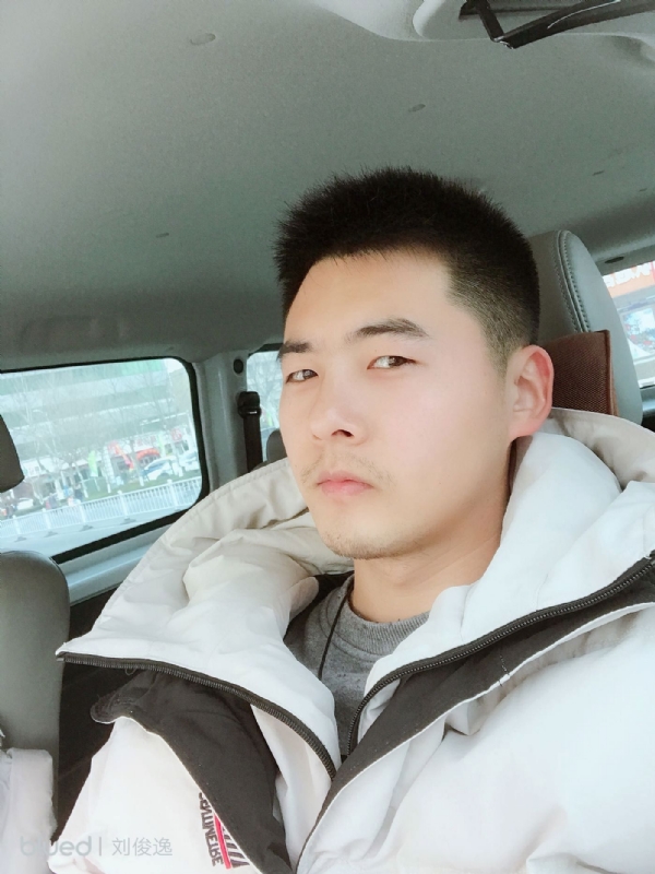 爱尽千帆的第一张照片--兰州相亲服务中心