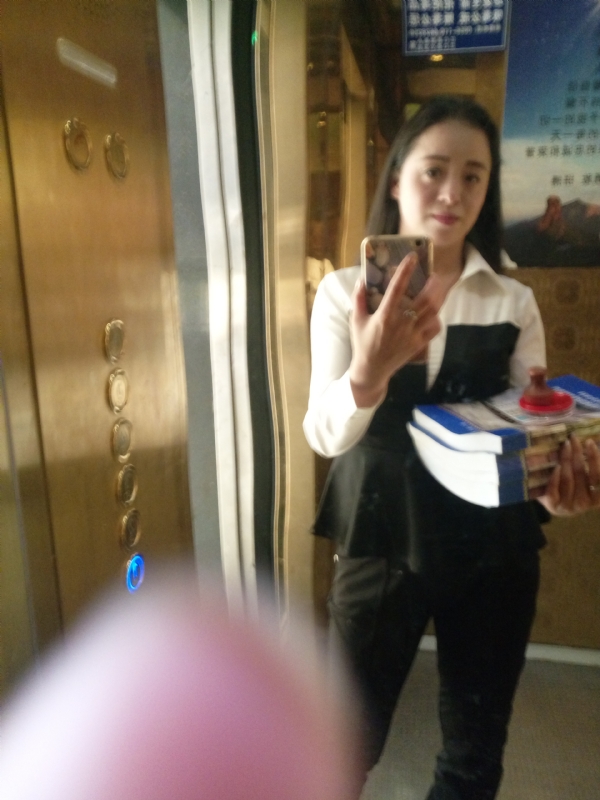 铿锵玫瑰的第一张照片--兰州相亲服务中心