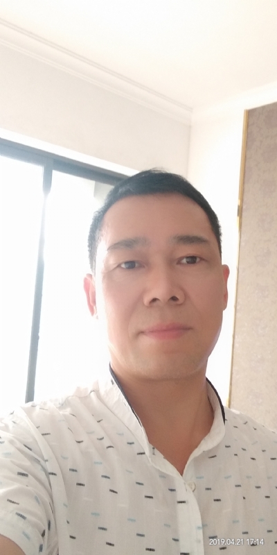 朝望大海的第一张照片--兰州相亲服务中心