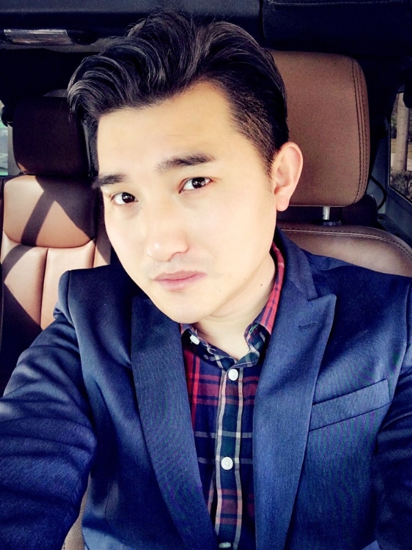 奋斗的第三张照片--兰州相亲服务中心