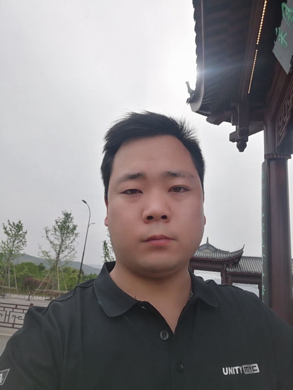 微笑的第一张照片--兰州相亲服务中心