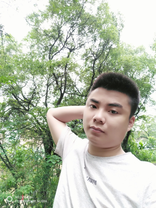 黄帅哥的第一张照片--兰州相亲服务中心