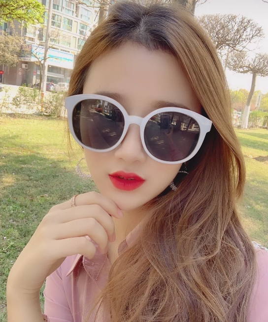 唐小小的第二张照片--兰州相亲服务中心