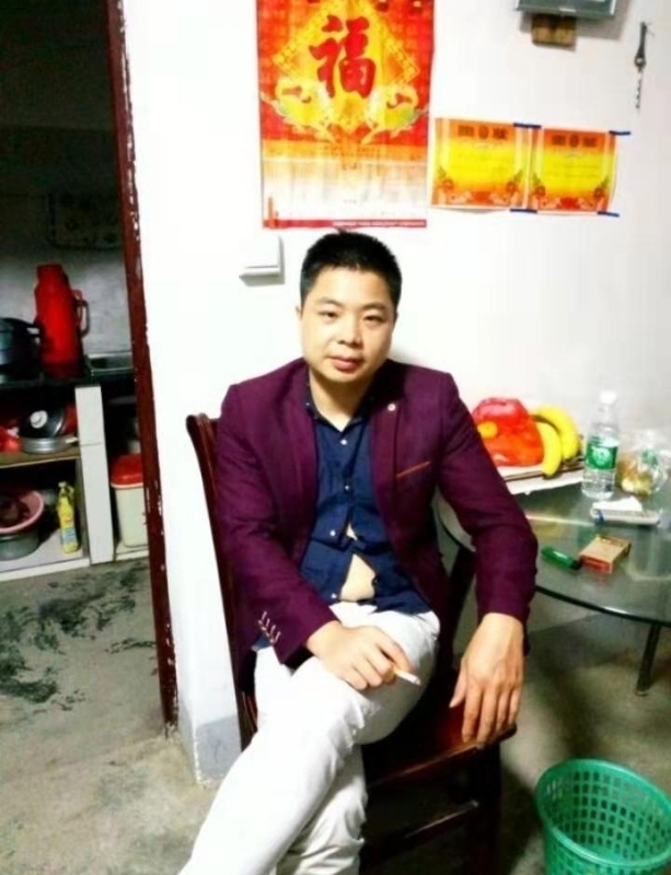 蓝色的微笑的第一张照片--兰州相亲服务中心