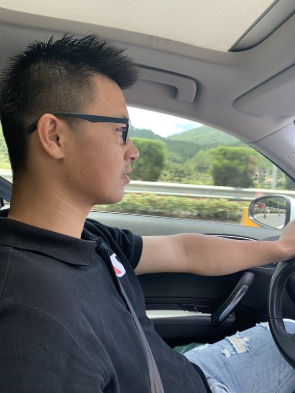 浪漫益友的第一张照片--兰州相亲服务中心