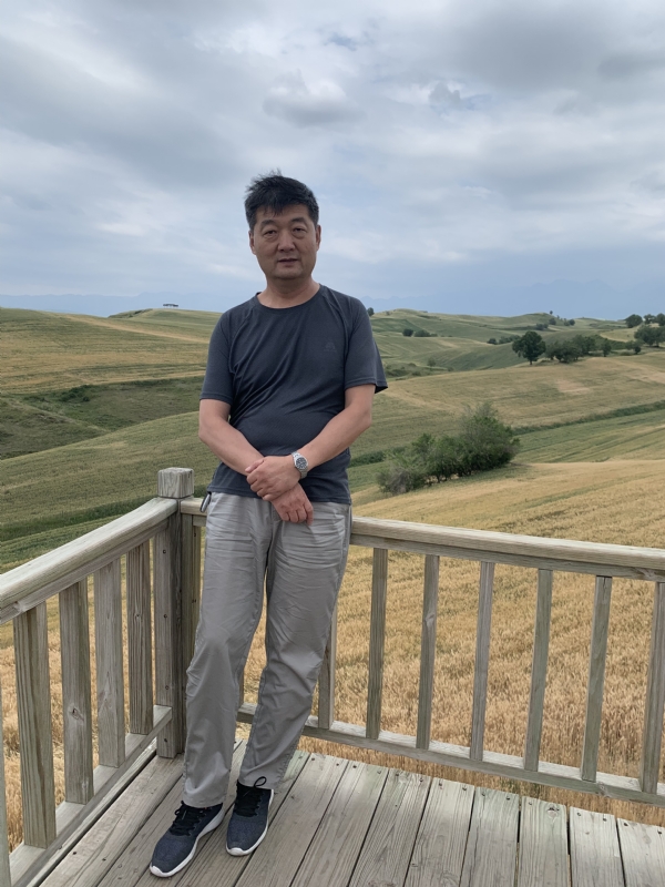 顺其自然的第一张照片--兰州相亲服务中心