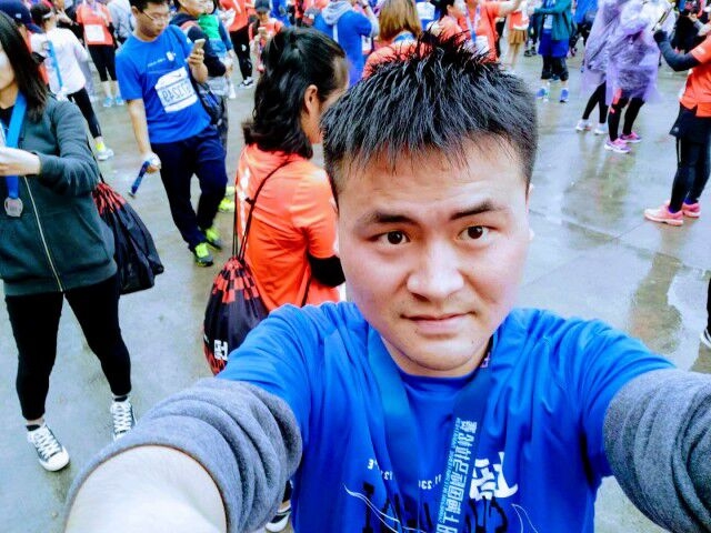 小五在跳舞的第一张照片--兰州相亲服务中心