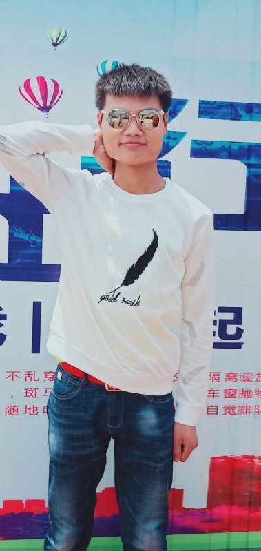 天龙～育歉的第一张照片--兰州相亲服务中心