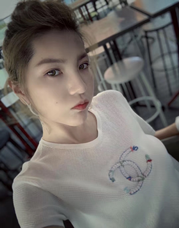 冷冷清秋的第一张照片--兰州相亲服务中心