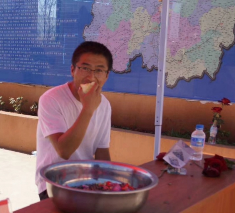 寻水的第一张照片--兰州相亲服务中心