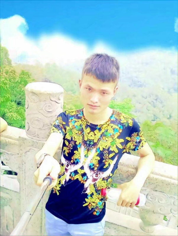 孤独王者元首的第一张照片--兰州相亲服务中心