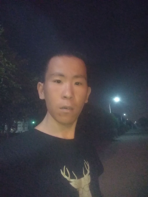 俞凯斌的第一张照片--兰州相亲服务中心