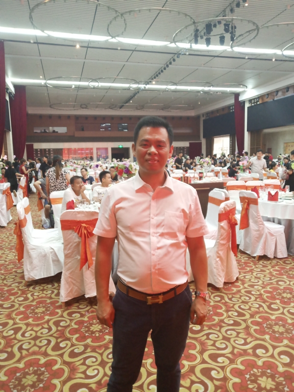 五月酷猪的第一张照片--兰州相亲服务中心