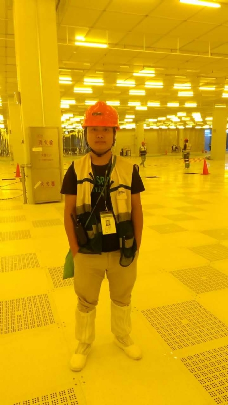 一个傻子的第一张照片--兰州相亲服务中心