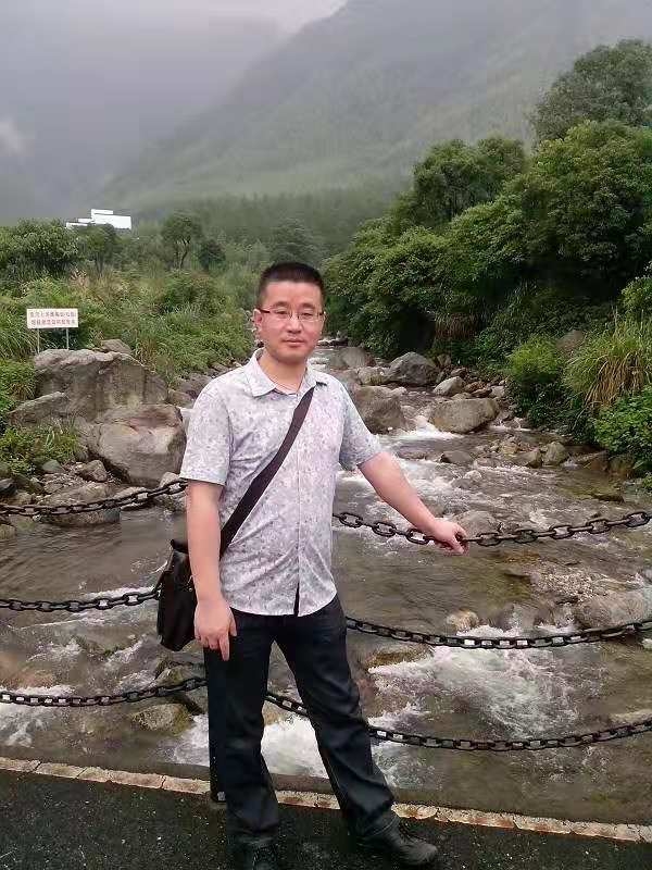 淡定牛魔王的第三张照片--兰州相亲服务中心