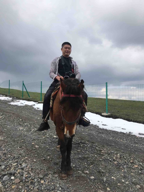 一个人的第一张照片--兰州相亲服务中心