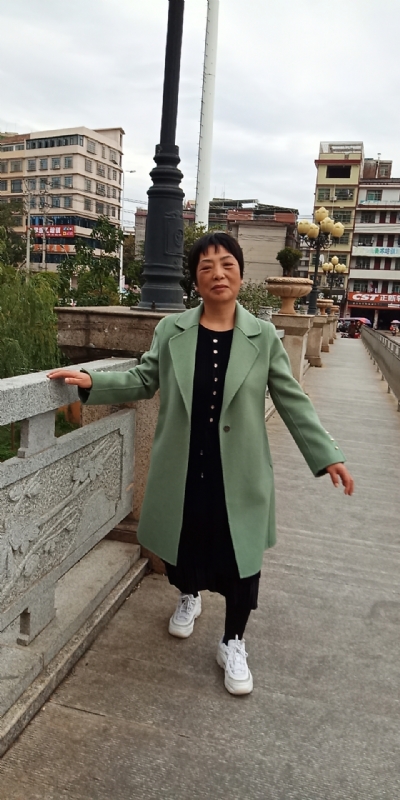 小玲的第一张照片--兰州相亲服务中心