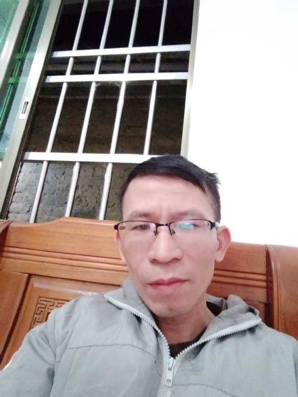 奋斗的第一张照片--兰州相亲服务中心