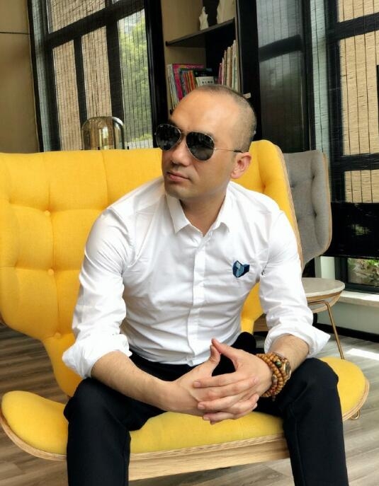 海纳百川的第一张照片--兰州相亲服务中心