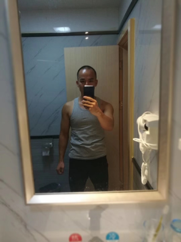 人道酬诚的第二张照片--兰州相亲服务中心