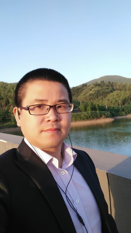 顾律师的第三张照片--兰州相亲服务中心