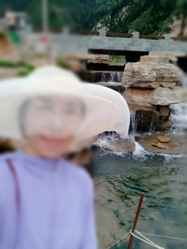 沥秋的第一张照片--兰州相亲服务中心