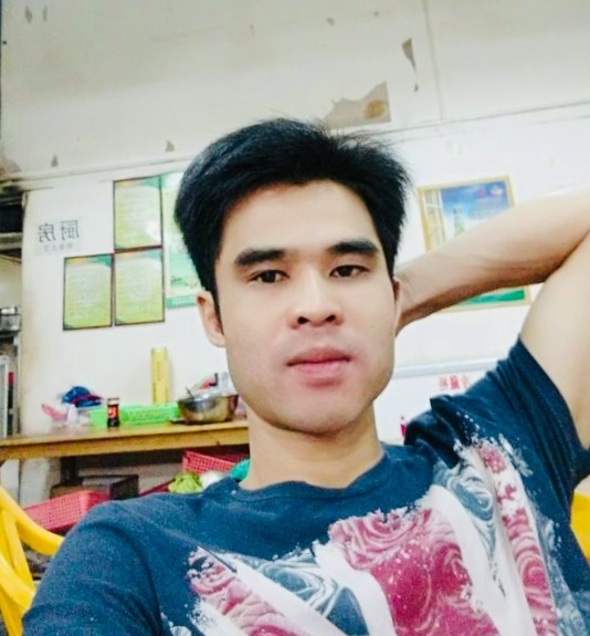 Huang的第一张照片--兰州相亲服务中心