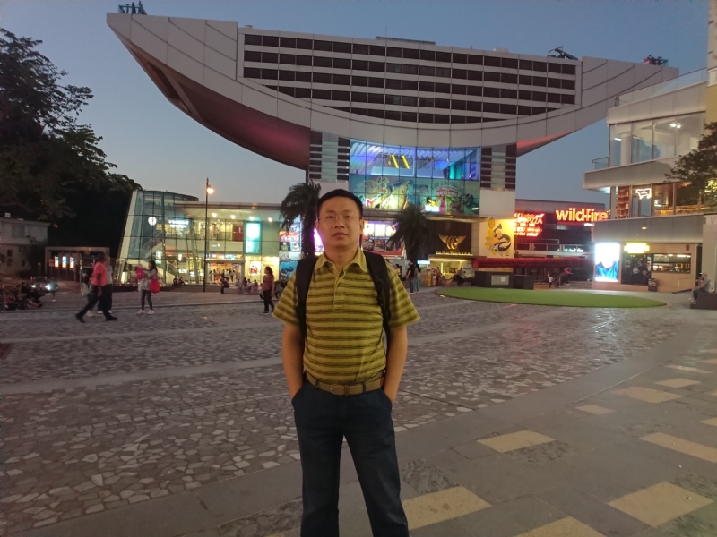 人间四月天的第一张照片--兰州相亲服务中心