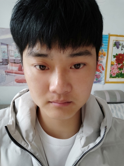 偏丶执的第二张照片--兰州相亲服务中心