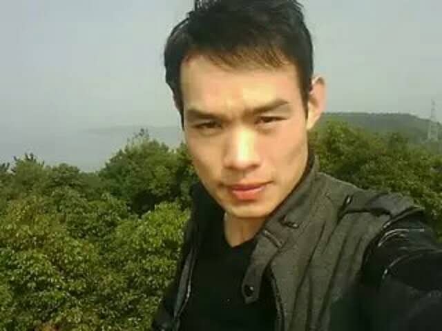 明镜的第一张照片--兰州相亲服务中心