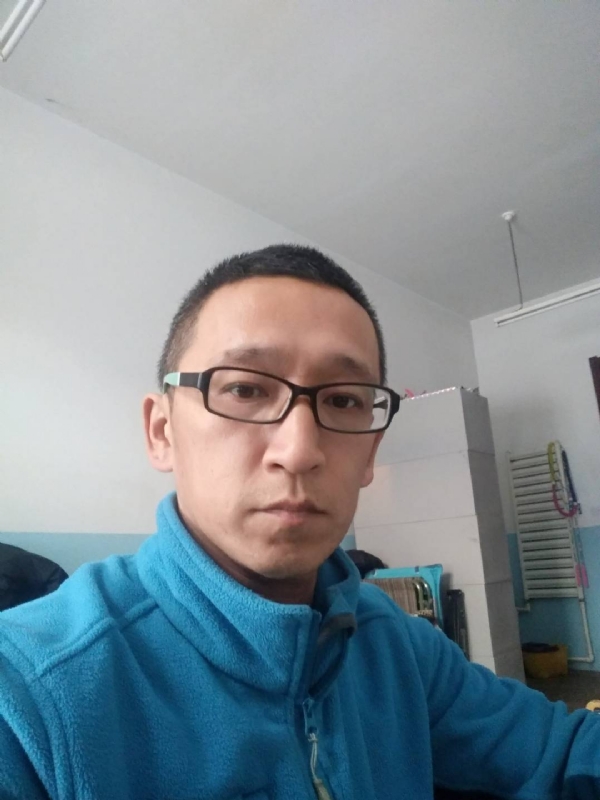 晓峰的第三张照片--兰州相亲服务中心