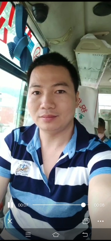 恋人未满的第一张照片--兰州相亲服务中心