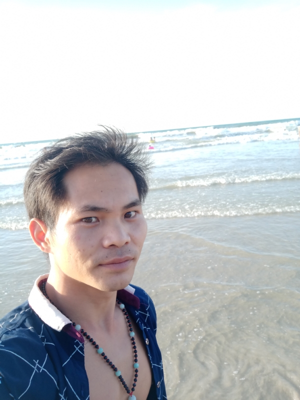 爱已欠费的第一张照片--兰州相亲服务中心