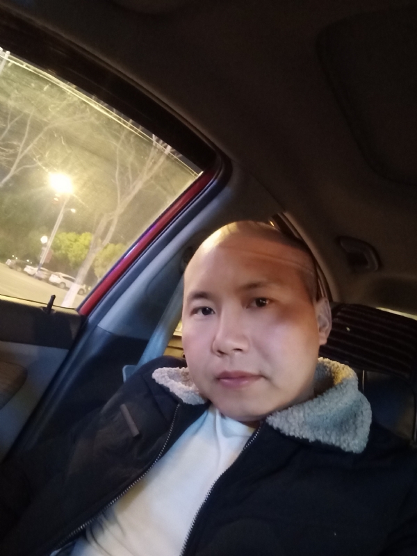 平平淡淡的第二张照片--兰州相亲服务中心